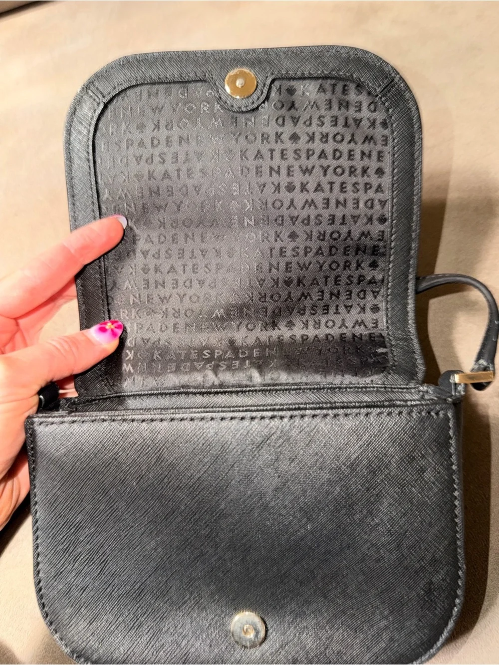 Kate Spade New York's Carsen Newbury Laneis Small Cross Body bag